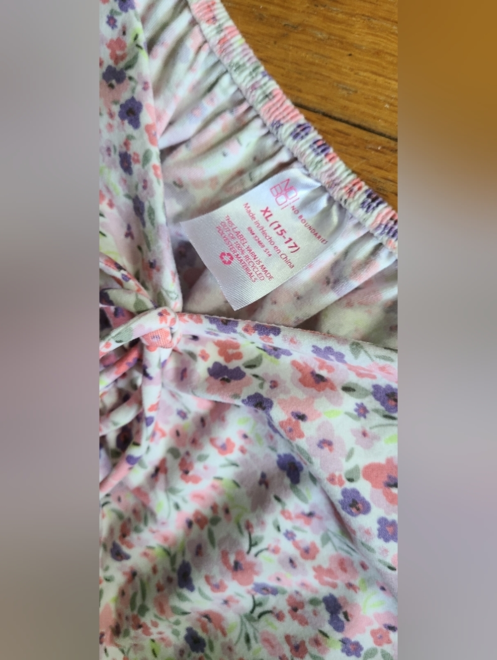 No Boundaries Flirty Floral Dress Size XL Knee Length Tie Front EUC - Picture 2 of 5